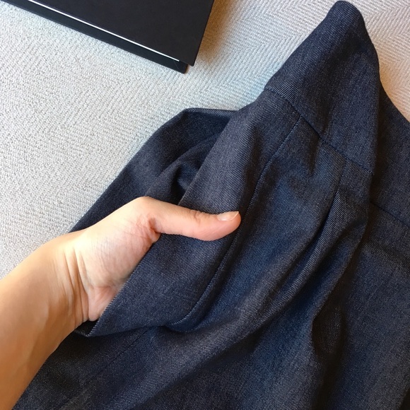 BCBG | MaxAzria Gray Skirt | 4 - Picture 6 of 8